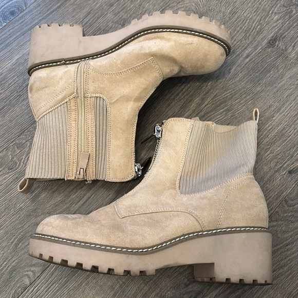 Torrid Boots - Picture 4 of 7